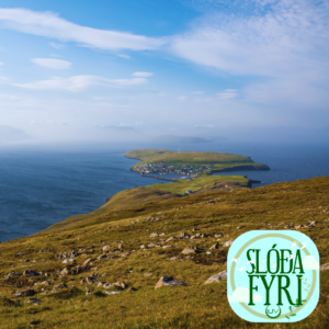Gongutúrur úti í Nólsoy við staðkendum ferðaleiðara