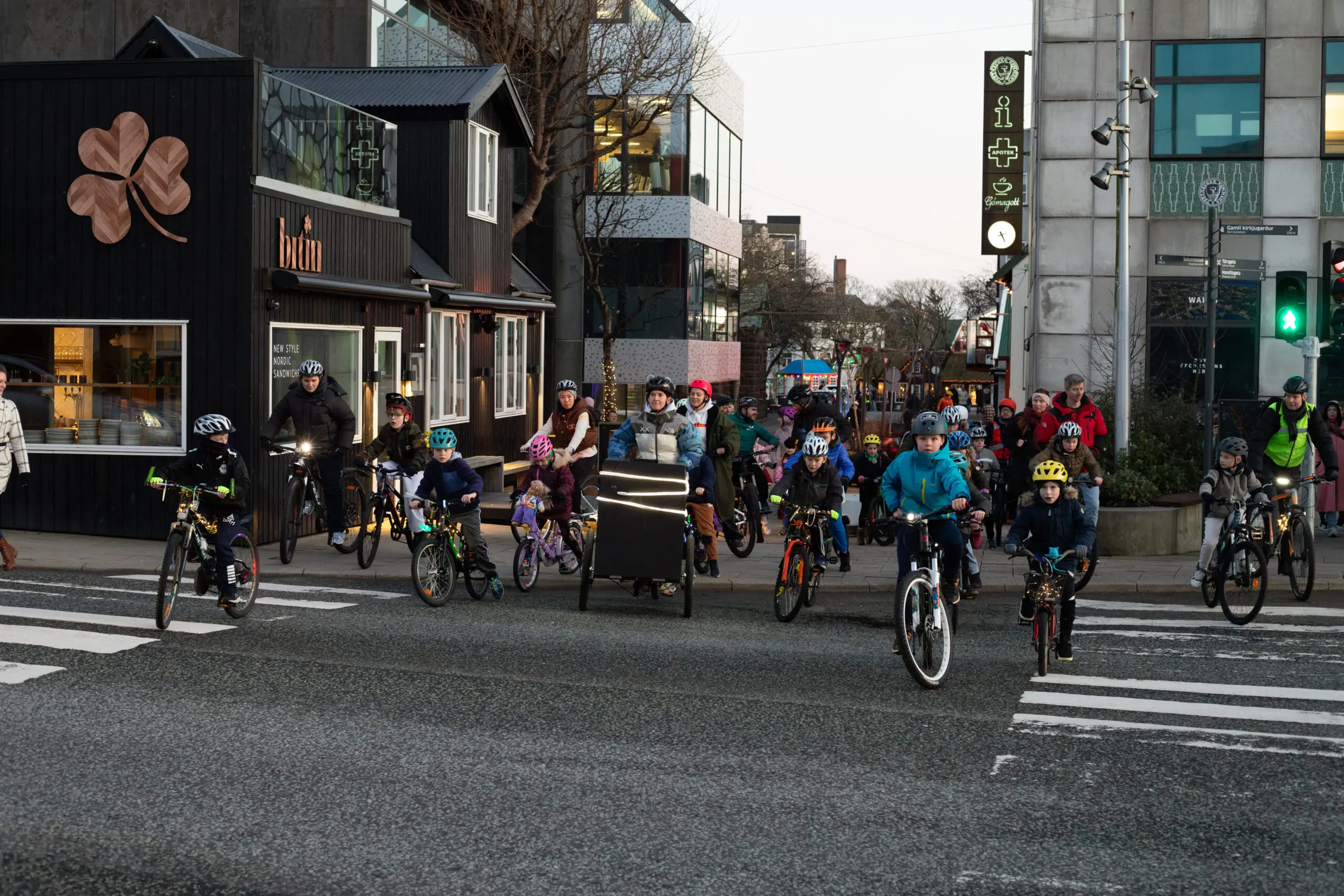 Huldulitt: Súkklurekkjukoyring